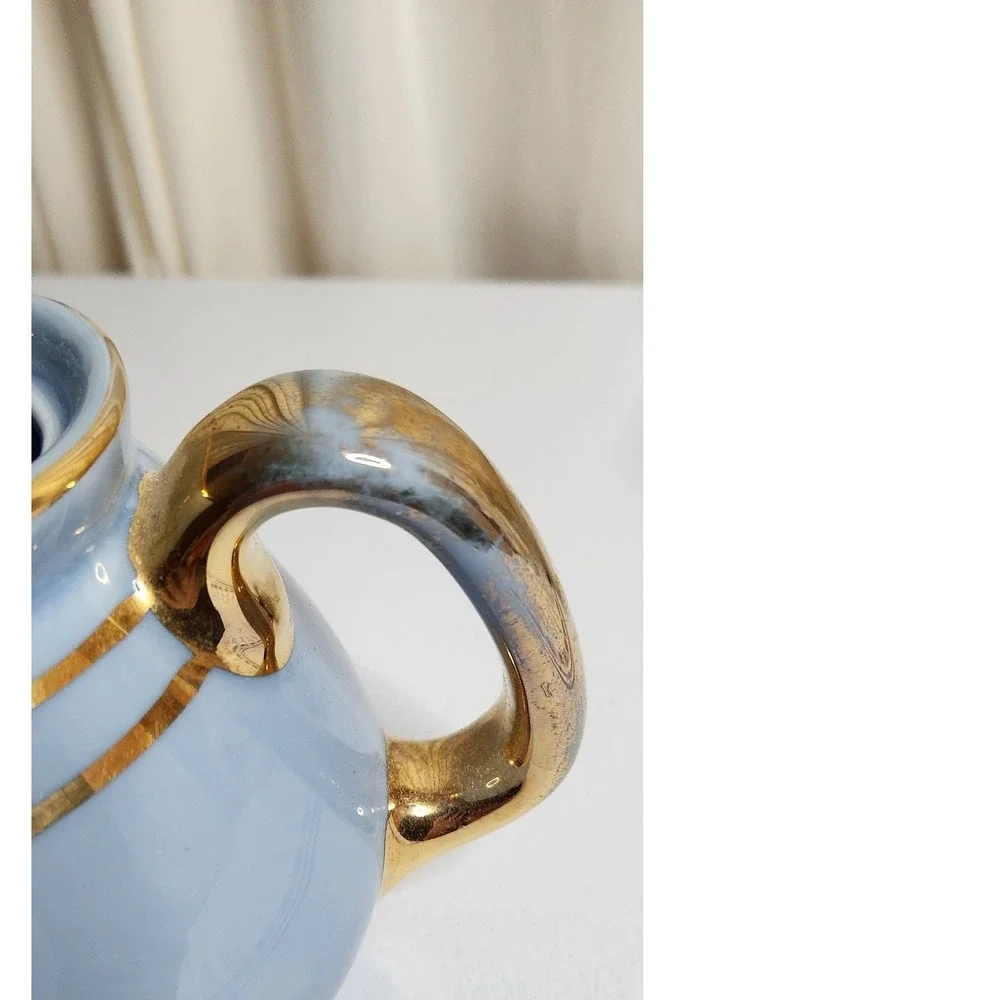 Fraunfelter China Periwinkle & Gold Teapot 312